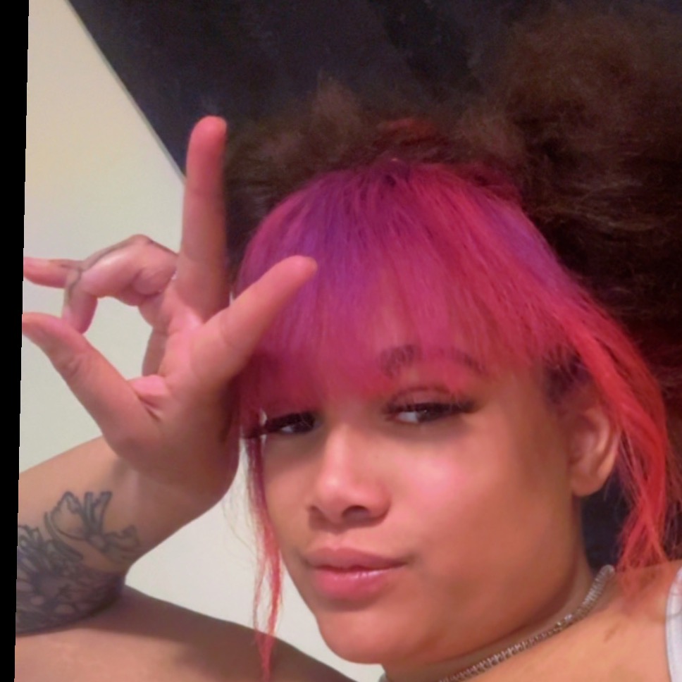 Prettyyellow28