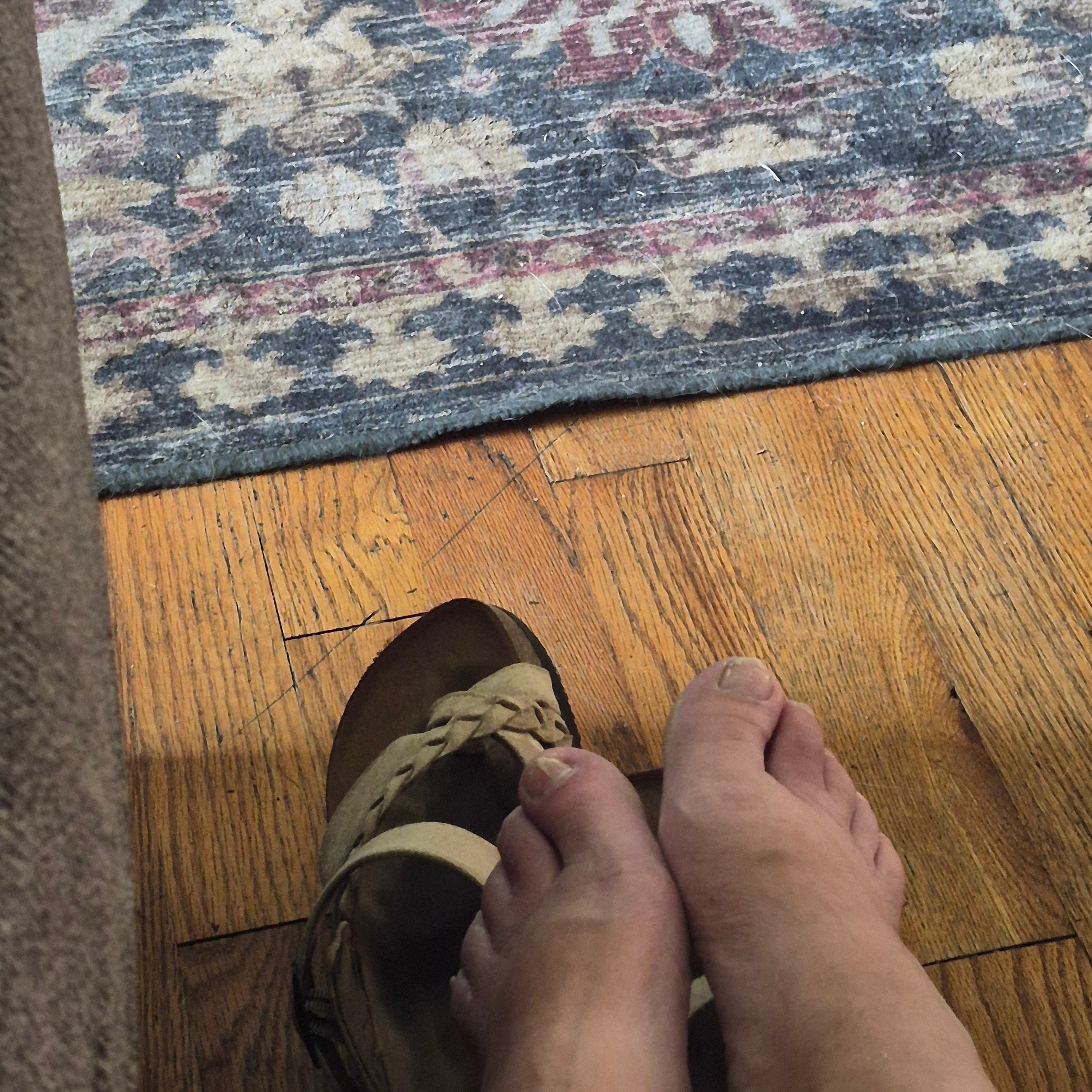 lolufeet78