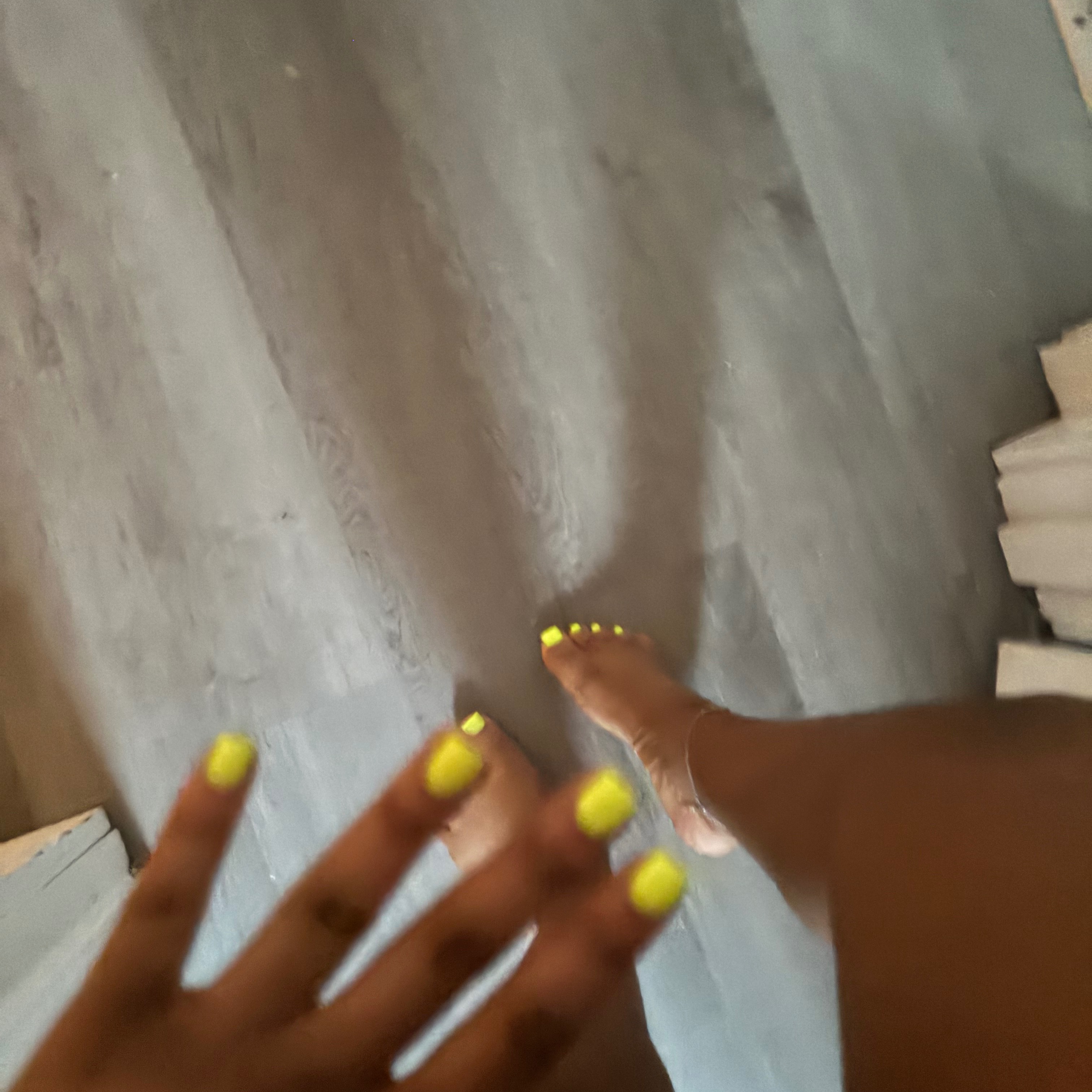 feetfunbun