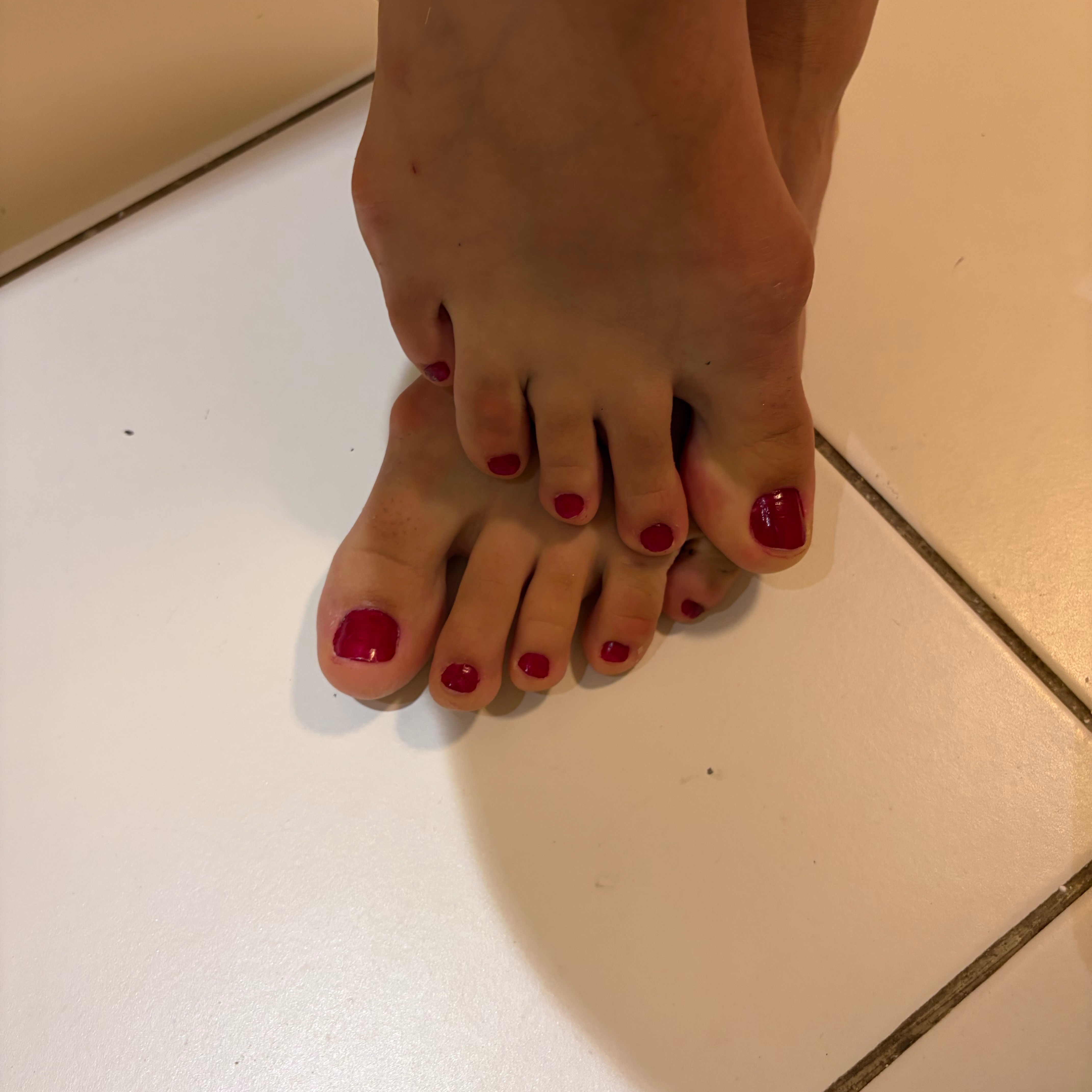 Lola_red23