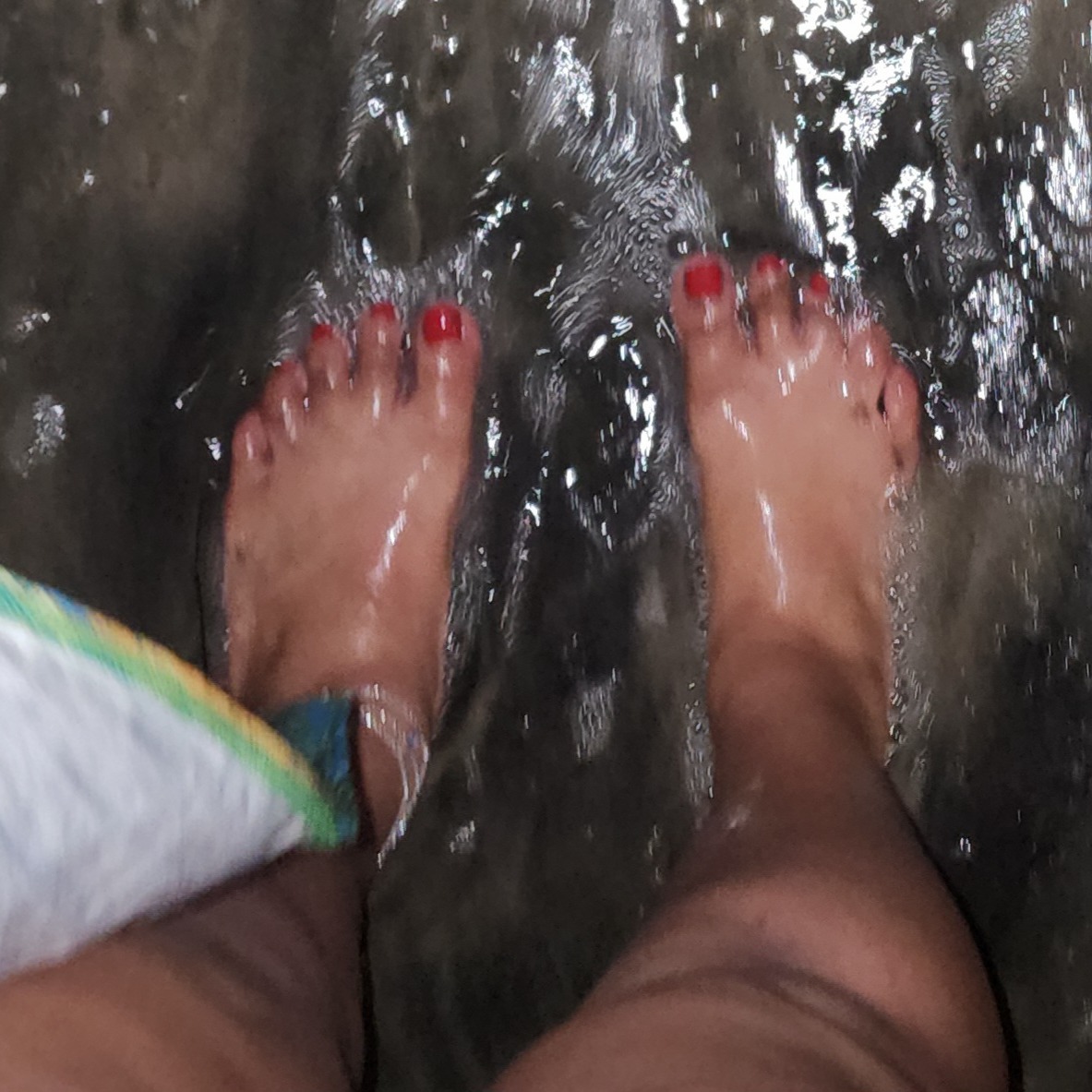 freeandwildfeetyfeet