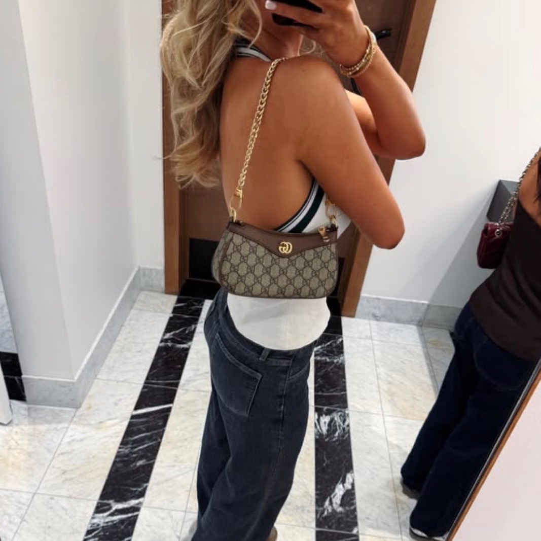 collegefunfeet