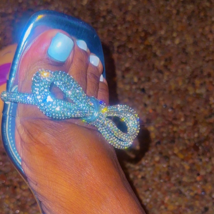 ebony33
