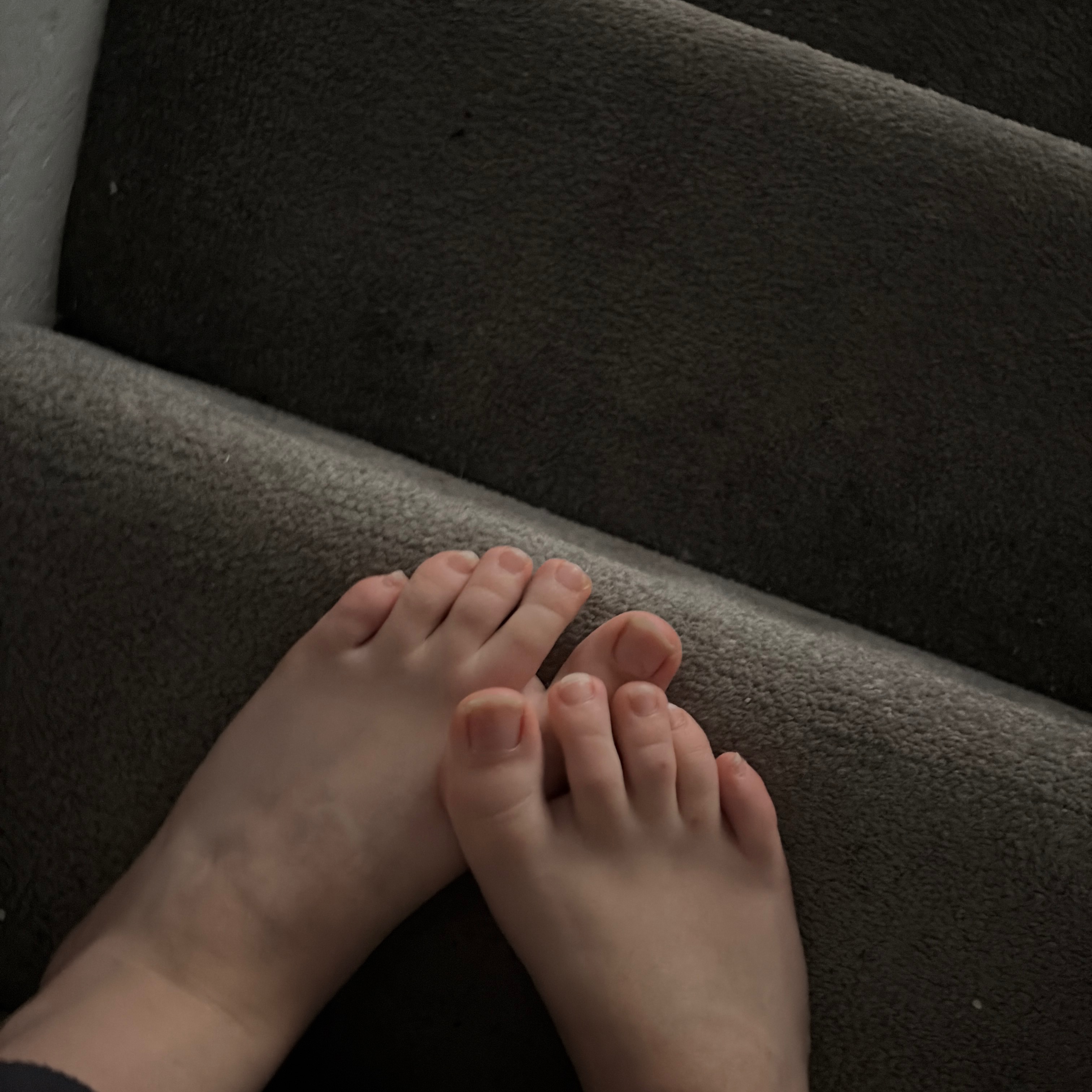 feetforyoux