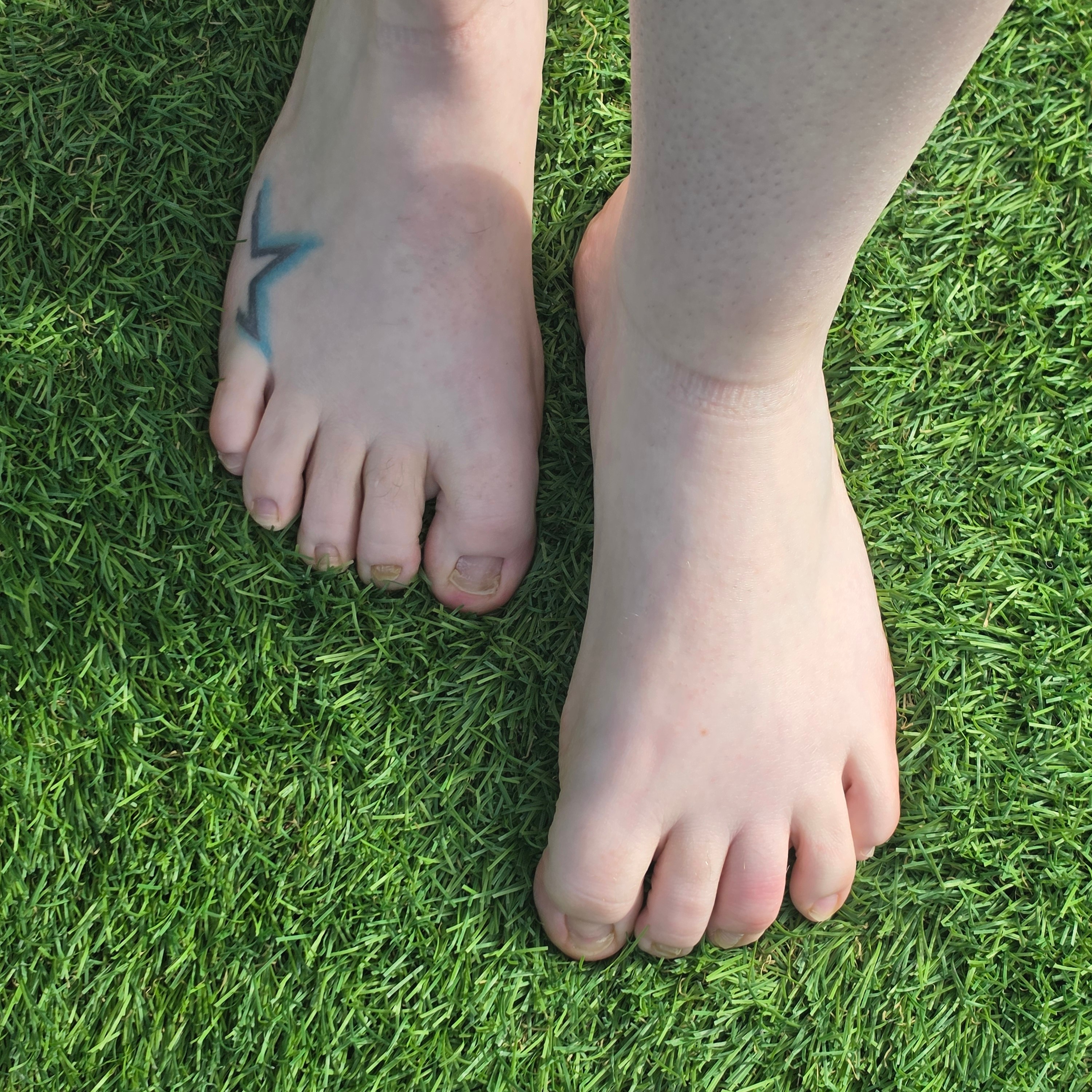baretruthtoes