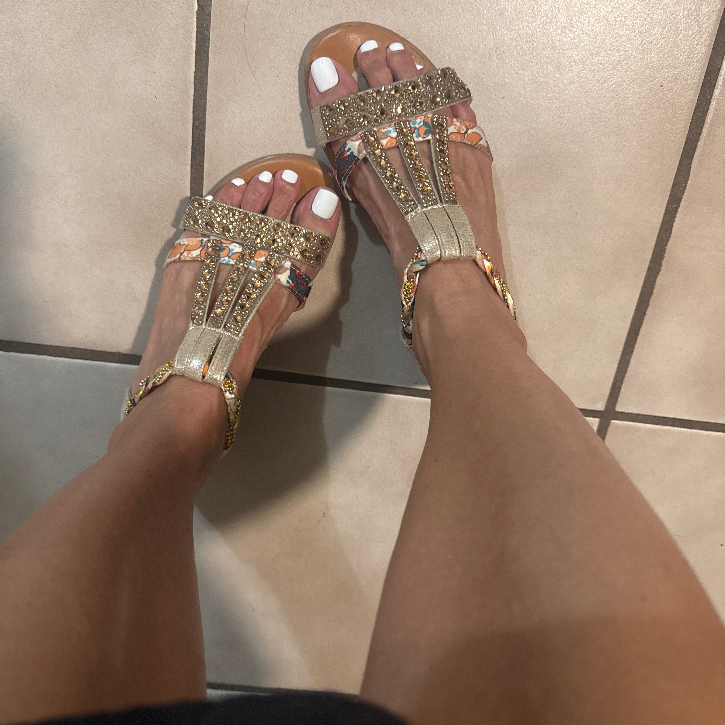 FeetyLiciousGirl