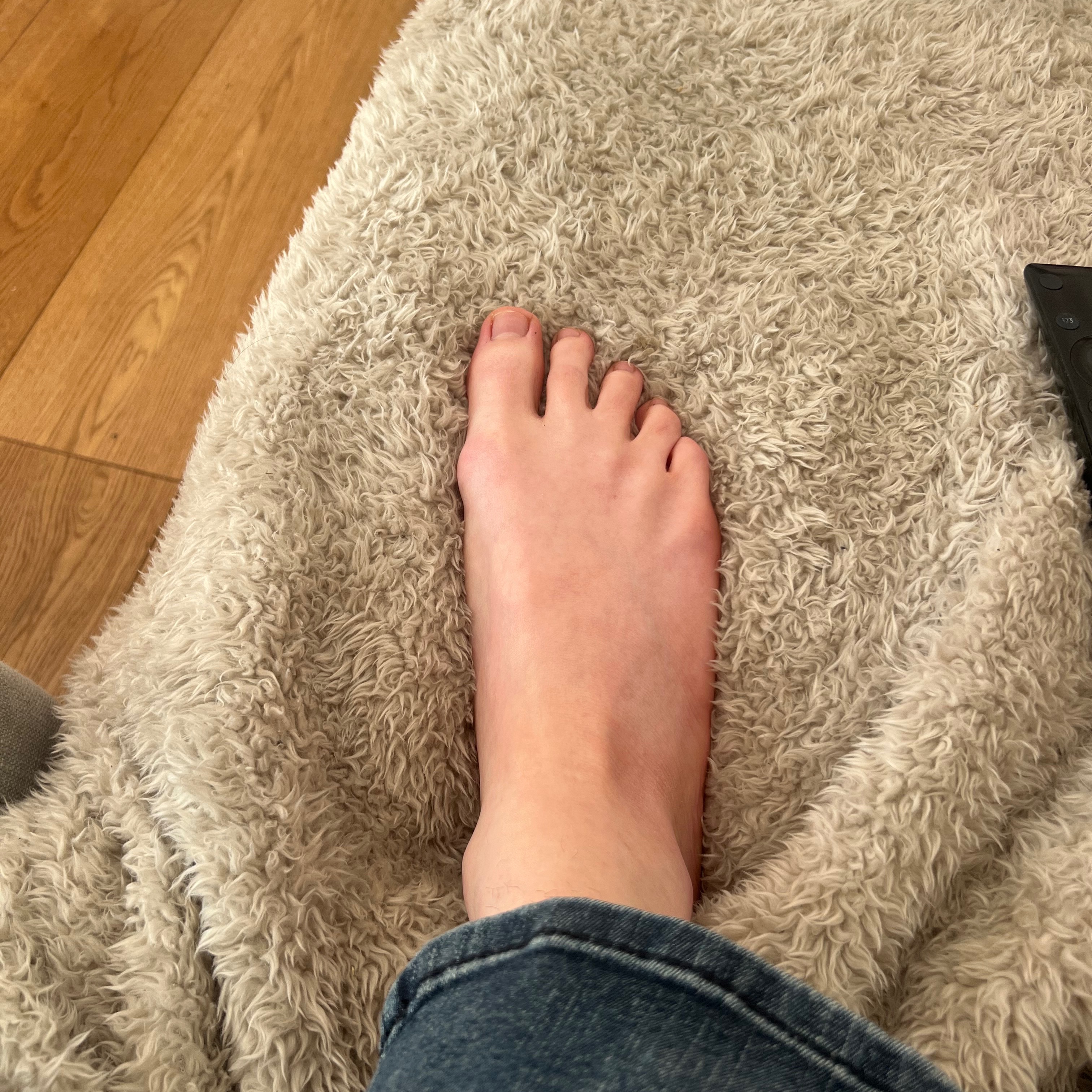 Diamond_Toes