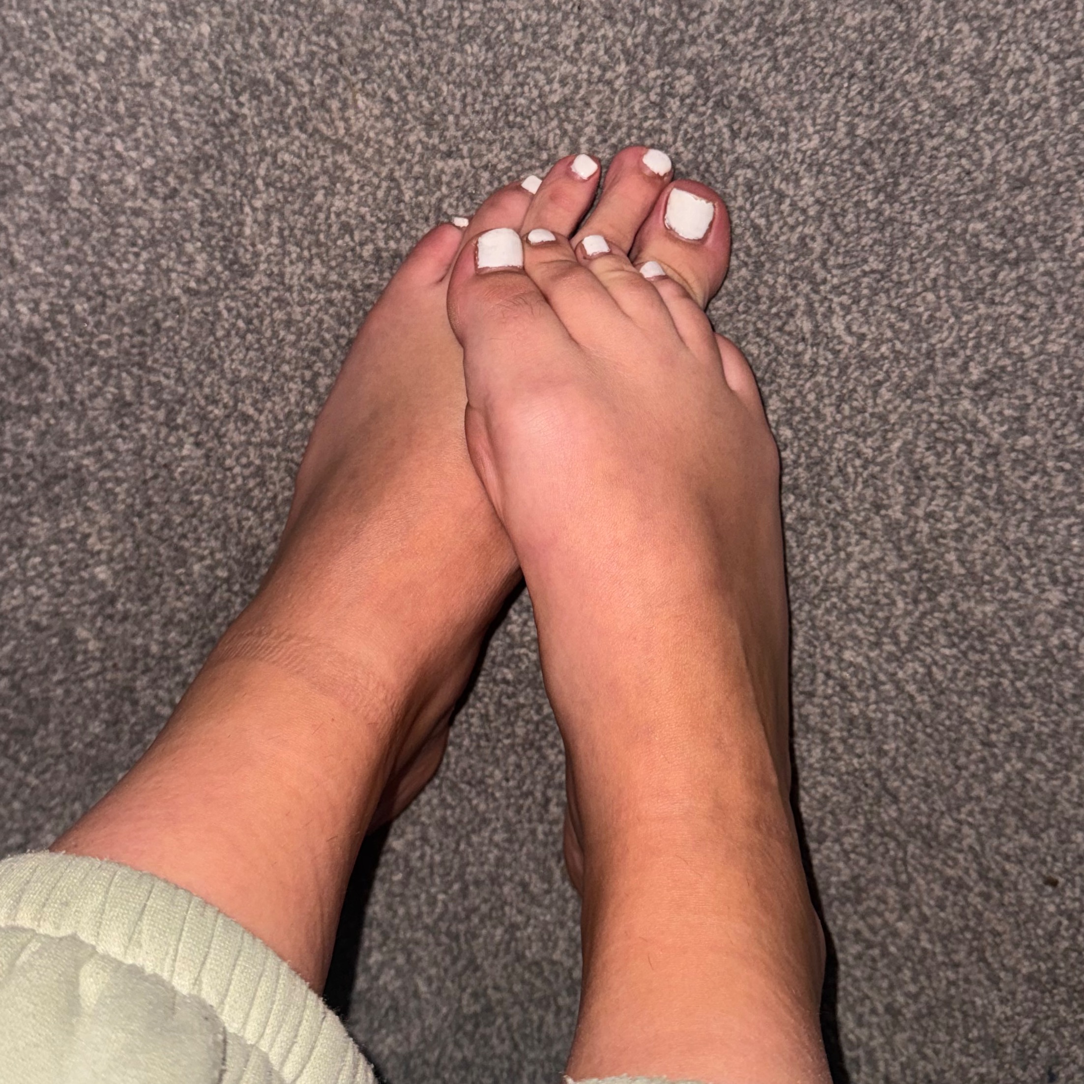 Pixi_feet