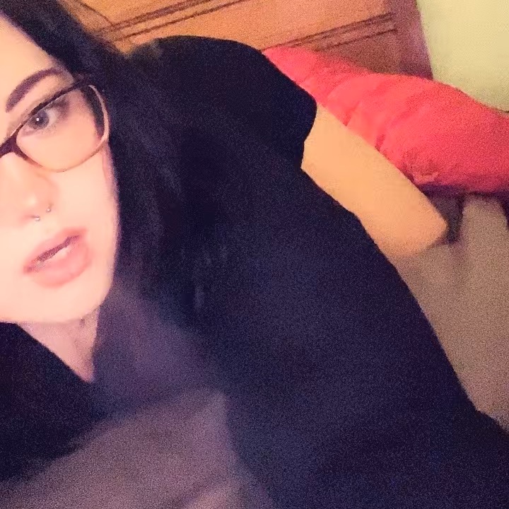 Lovely_toes777