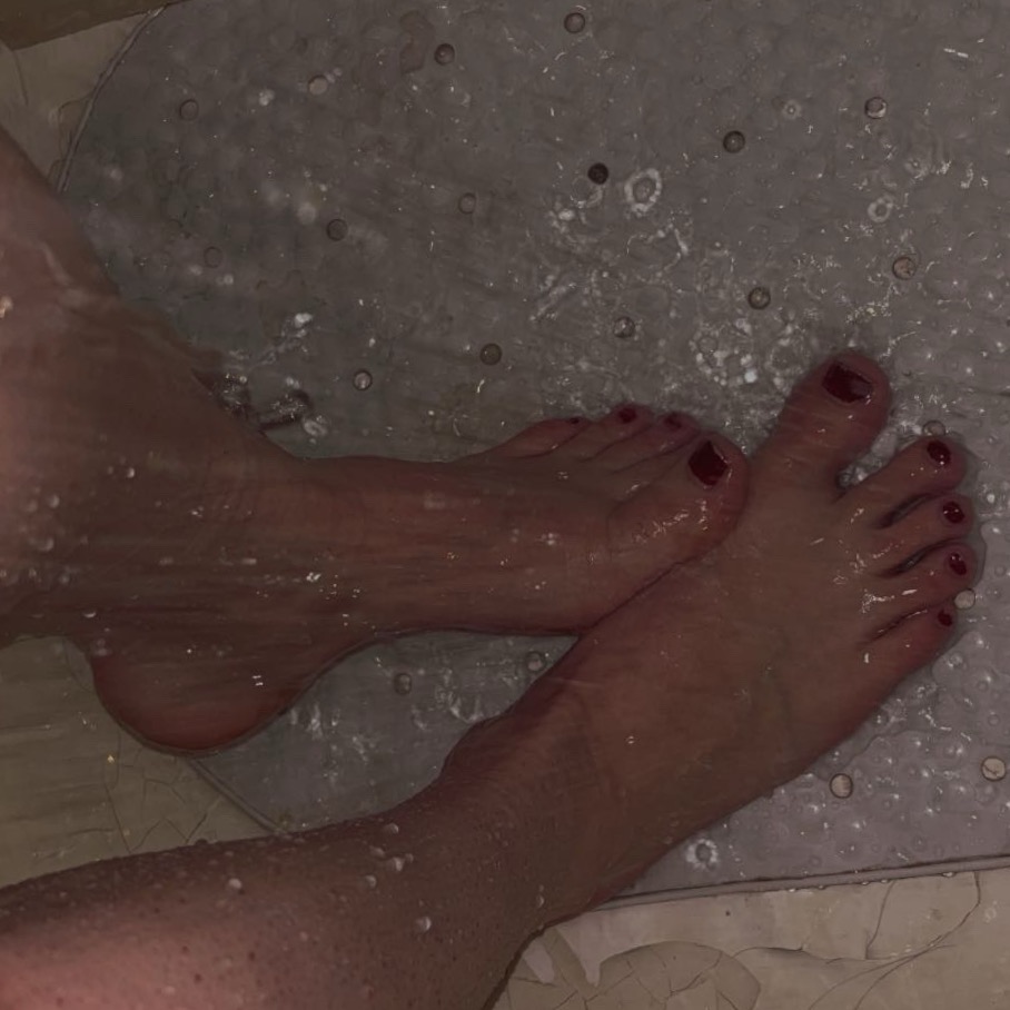 BareBloomFeet
