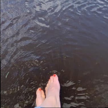 barefoot_bunny