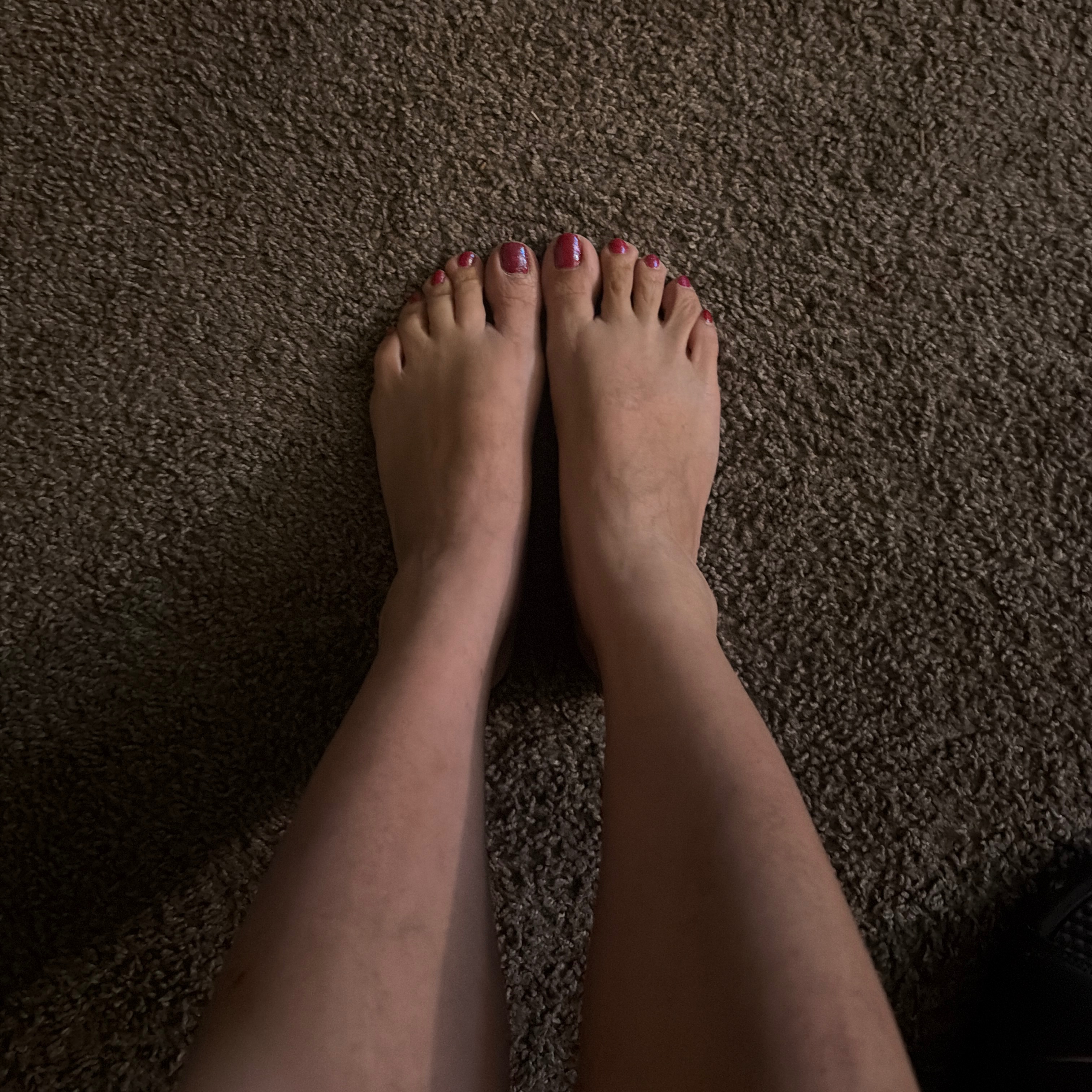pnai_toesies